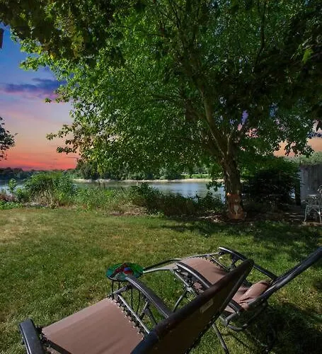 Quaint Riverfront Barn Kankakee